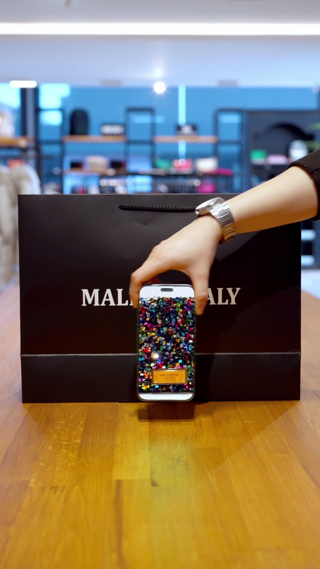 Mall of Italy kutu açılışı videosu — ilk karesi