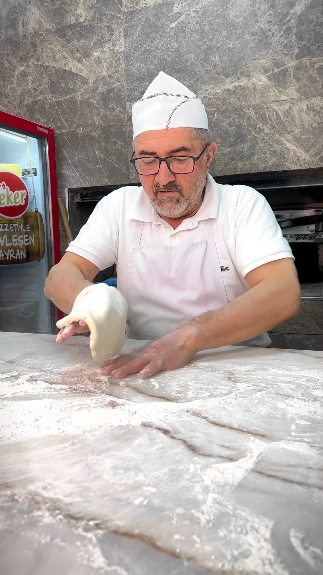 Öz Karadeniz Pide imalat videosu — ilk karesi