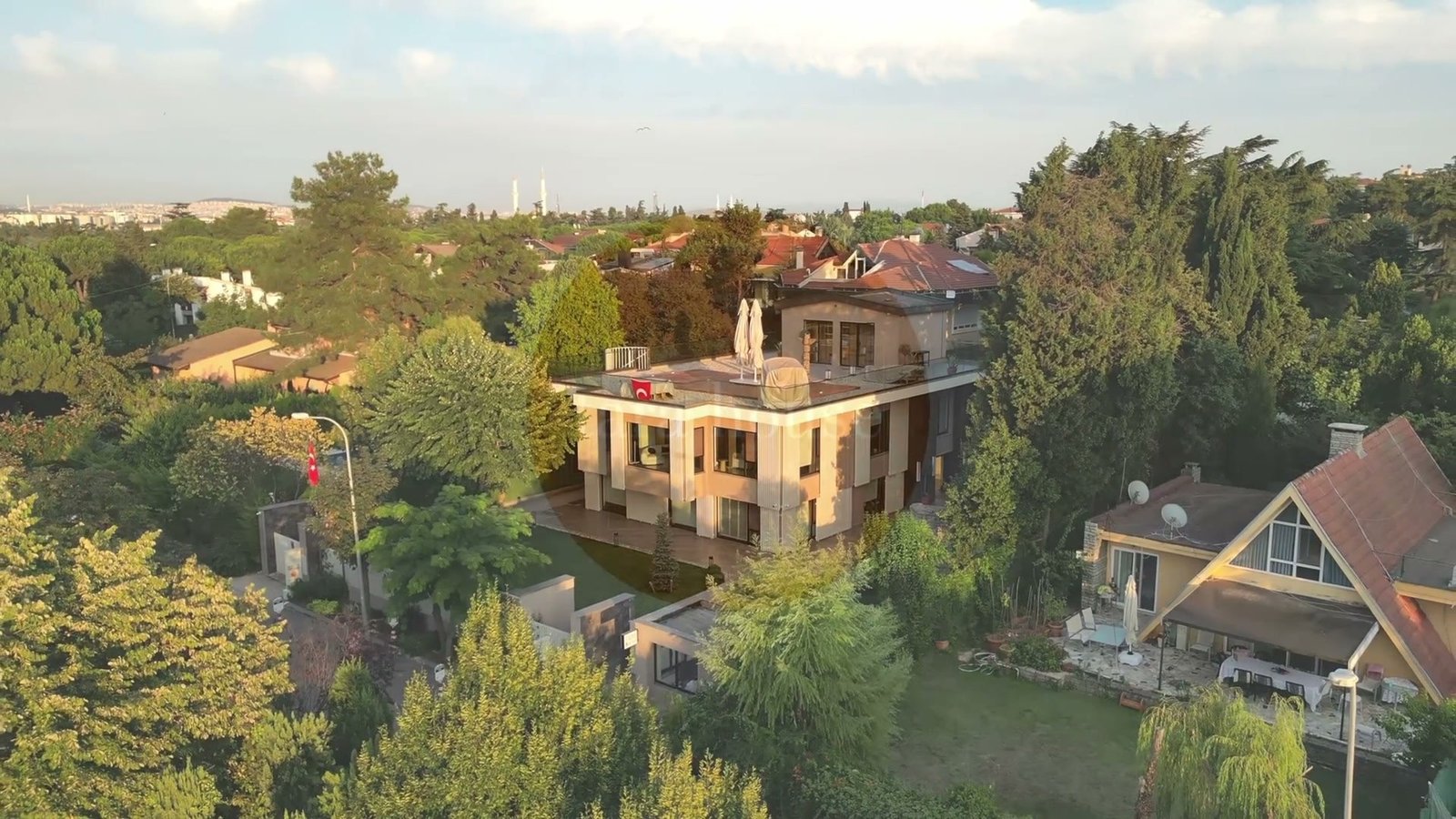Rizelimy — Tara House tanıtım filmi — ilk karesi